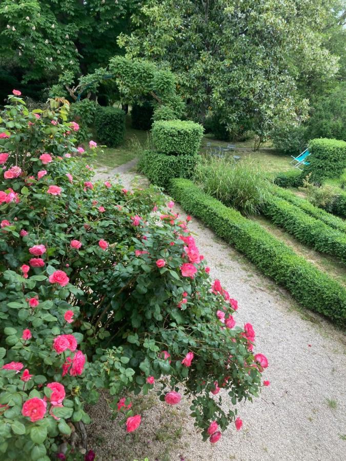 Domaine De Menerque - Petit Chateau Avec Piscine Lisle-sur-Tarn Экстерьер фото