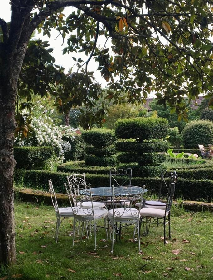 Domaine De Menerque - Petit Chateau Avec Piscine Lisle-sur-Tarn Экстерьер фото