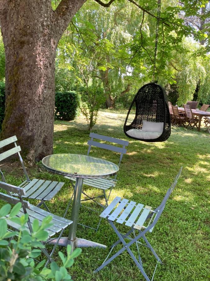 Domaine De Menerque - Petit Chateau Avec Piscine Lisle-sur-Tarn Экстерьер фото